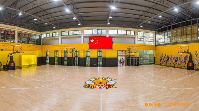 江蘇揚(yáng)州海蘭德瓊花籃球館運(yùn)動(dòng)地板安裝案例