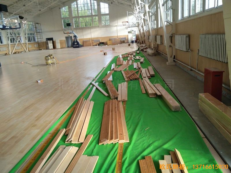 內蒙古呼和浩特賽罕區師范大學體育學院訓練館運動地板鋪裝案例